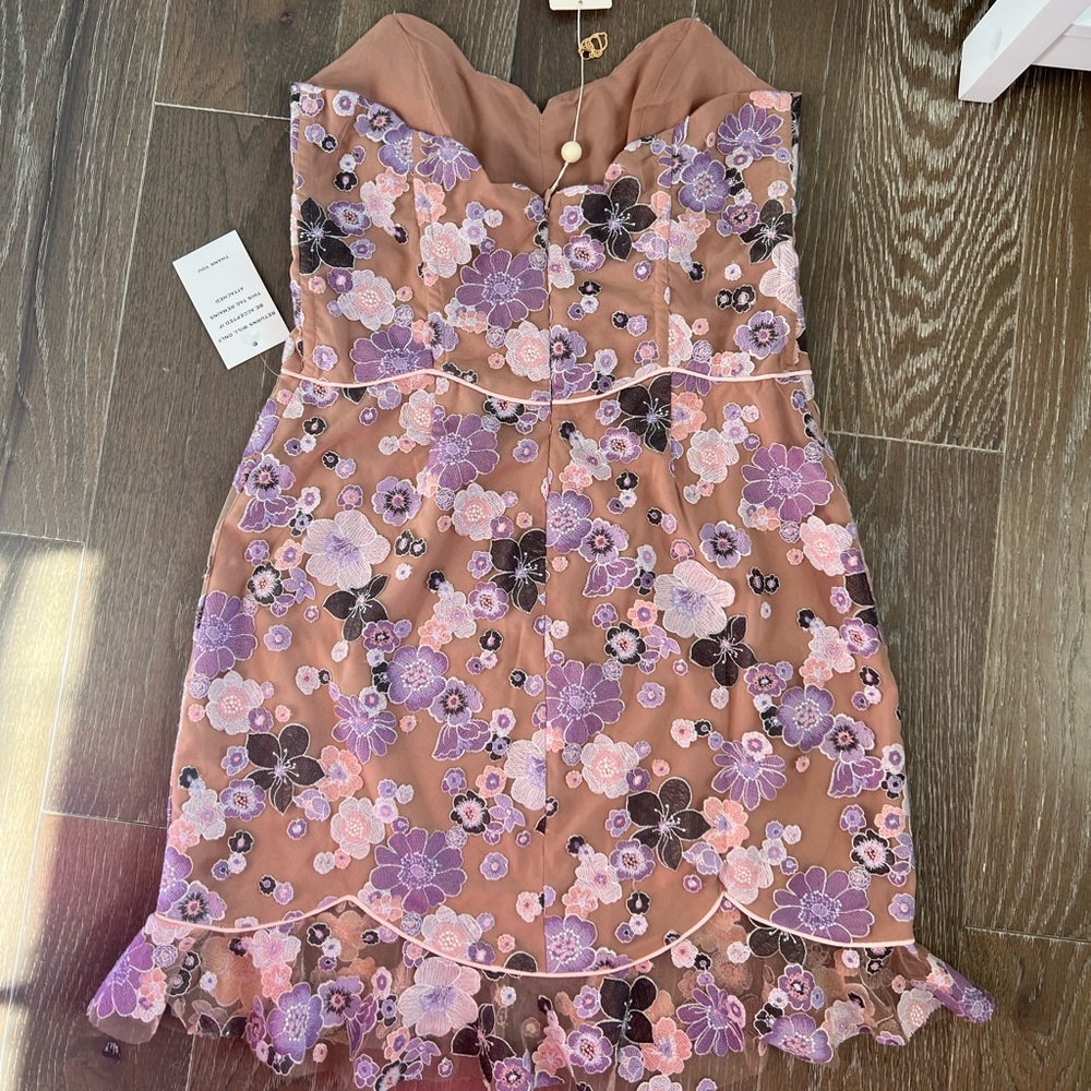 NWT For Love and Lemons Posy Embroidered Dress - Picture 6 of 7